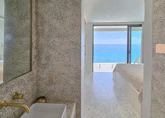Endless Bingin - Luxury Oceanfront On Bingin *